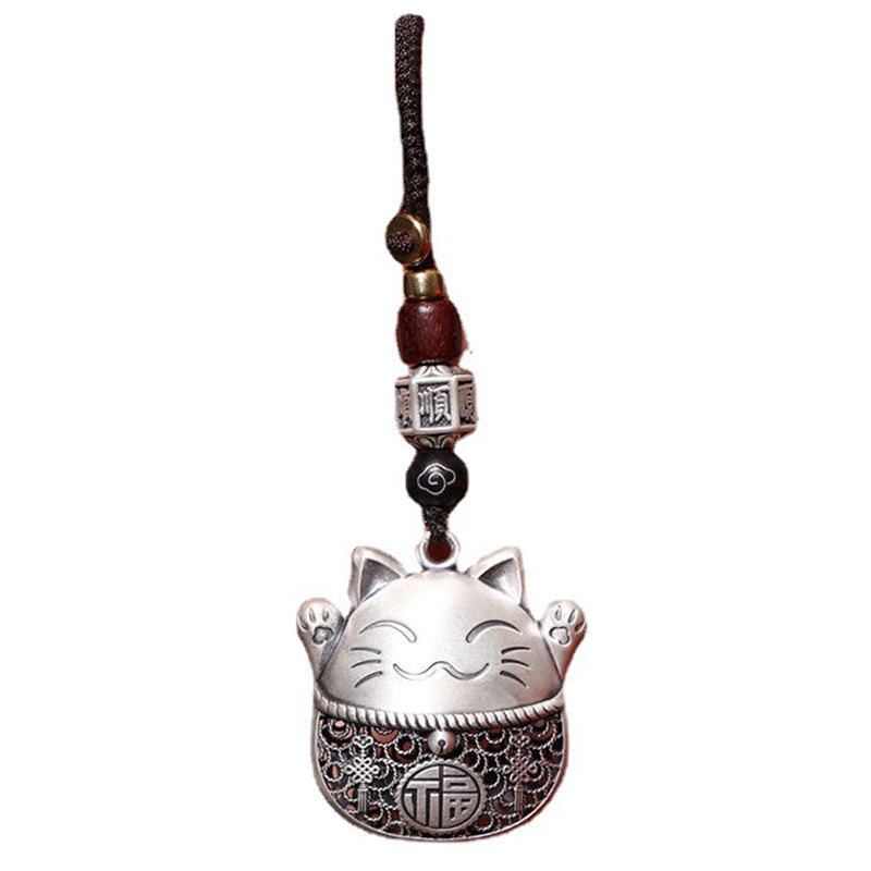 Amulette Maneki Neko argentée